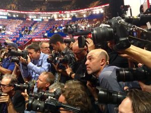 media-on-the-floor